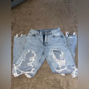 American eagle mom jean